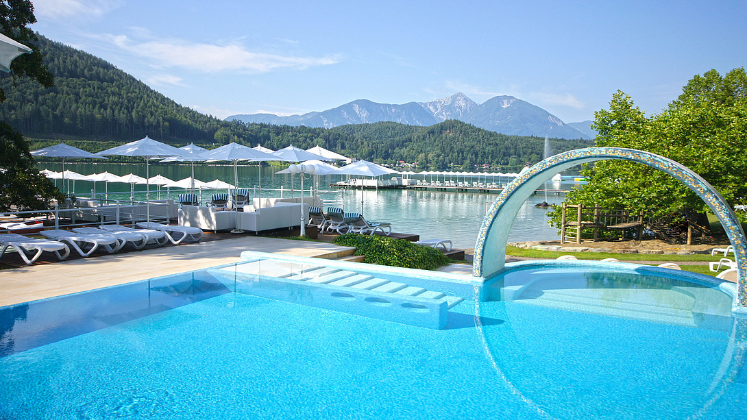 4* Hotel am See mit Pool-Landschaft