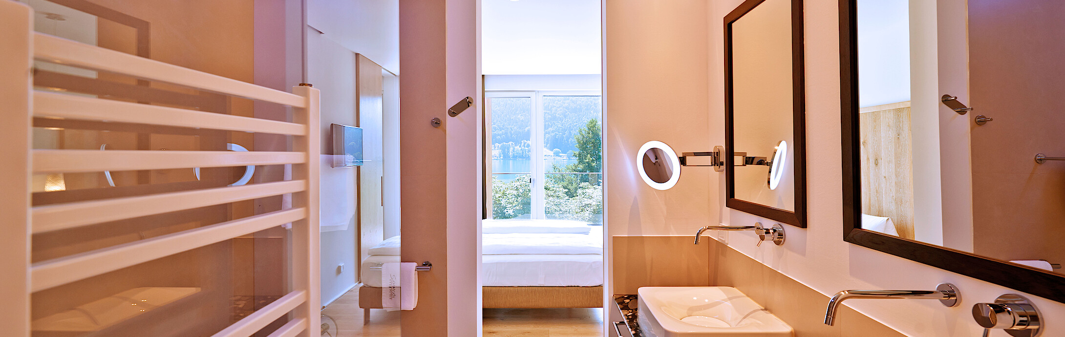 Zimmer im 4* Hotel Amerika-Holzer